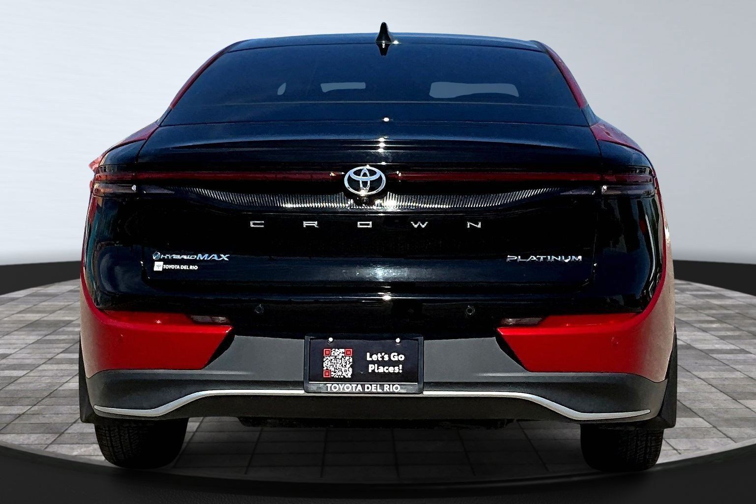 New 2025 Toyota Crown Platinum AWD/4WD image 5