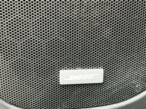 Used 2023 GMC Acadia AT4 w/ Technology Package image 19