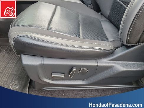 Used 2020 Ford F150 Raptor w/ Equipment Group 802A Luxury image 23