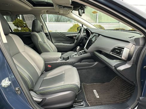 Used 2024 Subaru Outback Onyx Edition image 25