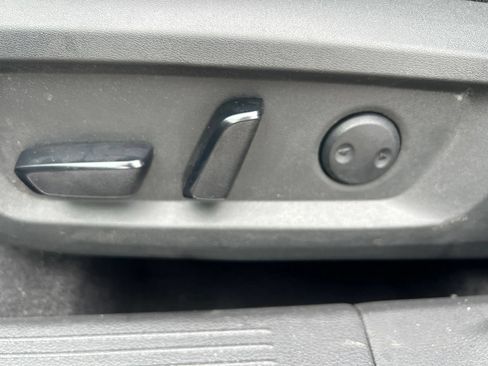 Used 2021 Nissan Rogue SV FWD image 17
