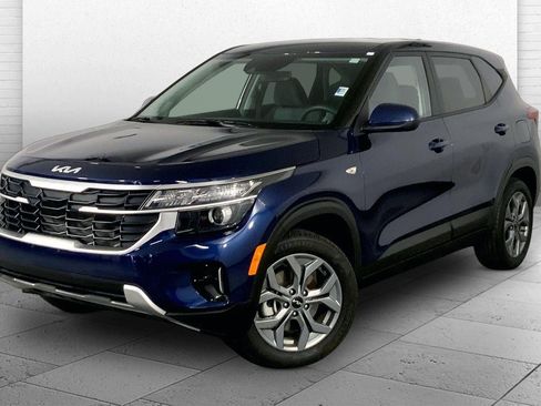 Used 2026 Kia Seltos LX AWD/4WD image 12