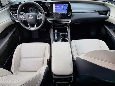 Used 2024 Lexus RX 350 FWD w/ Technology Package image 31