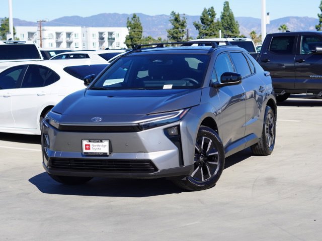 Used 2026 Toyota bZ FWD image 4