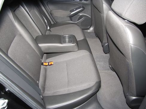 Certified 2025 Honda Civic Sport image 17