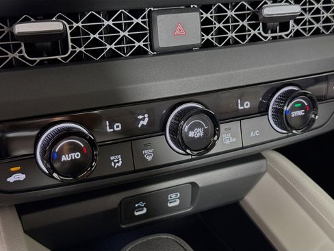 New 2025 Honda Accord SE image 17