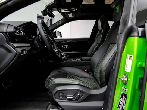 Used 2023 Lamborghini Urus S AWD/4WD image 8