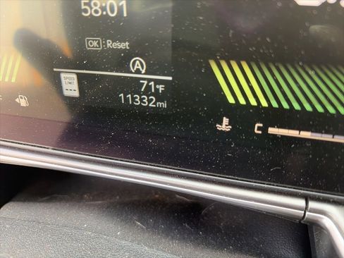 Used 2025 Kia Sorento S w/ Panoramic Sunroof Package image 16