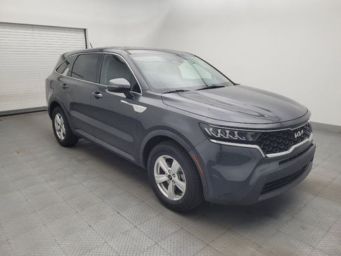 Used 2023 Kia Sorento LX FWD image 13