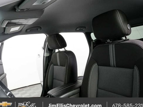 Certified 2025 Chevrolet Blazer LT FWD image 5