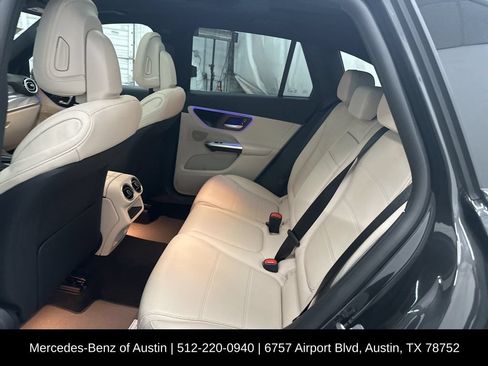 Used 2026 Mercedes-Benz GLC 300 image 23