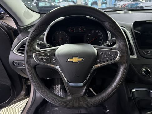 Used 2024 Chevrolet Malibu LT FWD image 25
