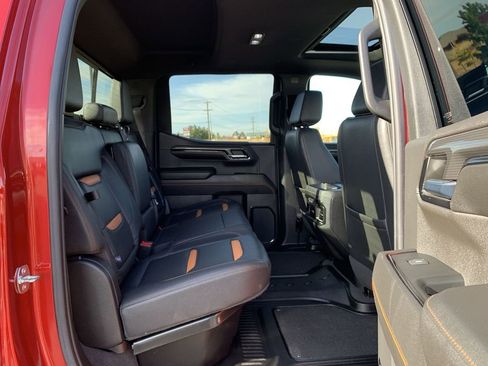 Used 2023 GMC Sierra 1500 AT4 w/ AT4 Preferred Package image 33