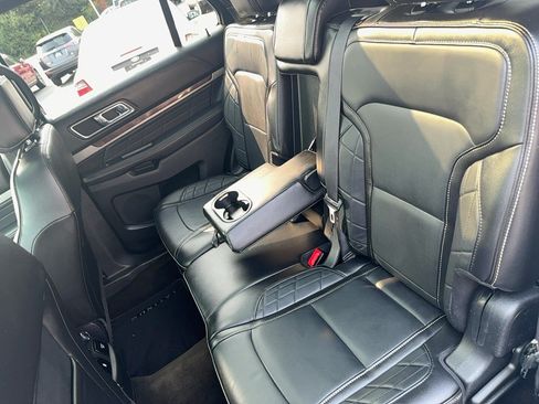 Used 2016 Ford Explorer Platinum AWD/4WD image 15
