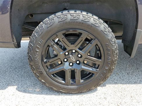 Used 2024 Chevrolet Silverado 1500 LT Trail Boss w/ LT Trail Boss Premium Package image 5