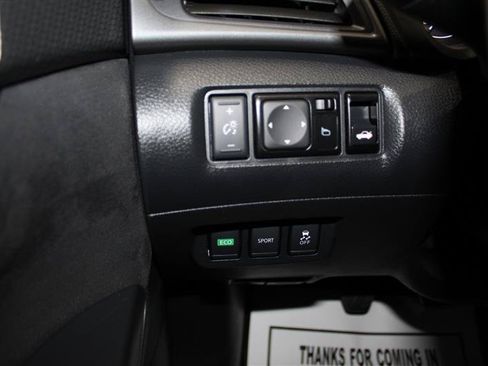 Used 2017 Nissan Sentra NISMO w/ NISMO Premium Package FWD image 25