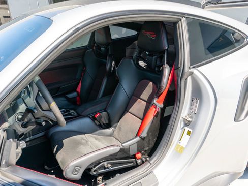 Used 2024 Porsche 911 GT3 RS RWD image 51