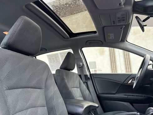 Used 2016 Honda Accord EX image 17