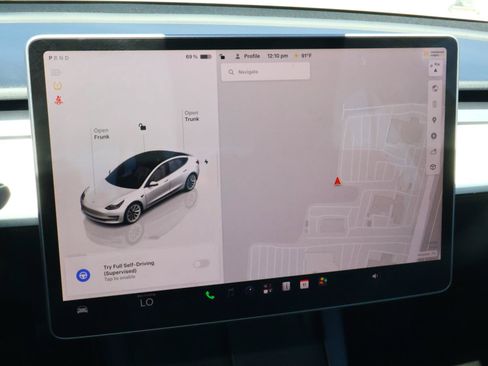 Used 2023 Tesla Model 3 Standard Range RWD image 20