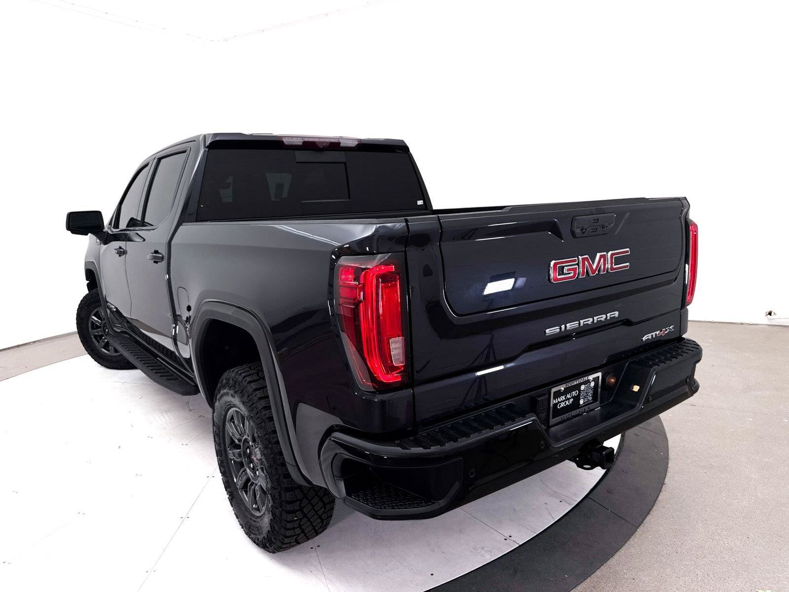 Used 2024 GMC Sierra 1500 AT4X AWD/4WD image 9