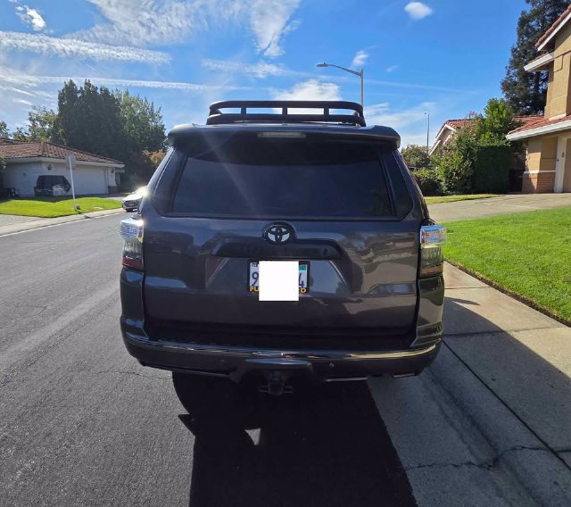 Used 2021 Toyota 4Runner Limited AWD/4WD image 3