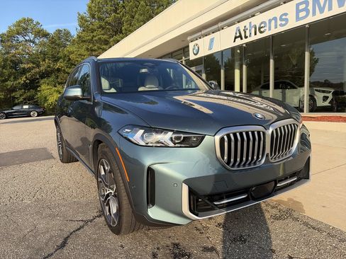 Used 2024 BMW X5 xDrive40i w/ Premium Package AWD/4WD image 1