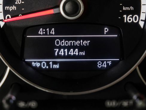 Used 2014 Volkswagen Beetle 1.8T FWD image 52