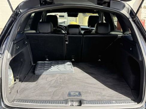 Used 2022 Mercedes-Benz GLC 43 AMG 4MATIC image 10