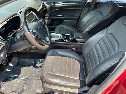 Used 2016 Ford Fusion SE w/ Equipment Group 202A FWD image 19