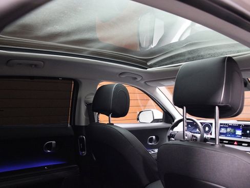 Used 2023 Hyundai Ioniq 5 Limited image 37