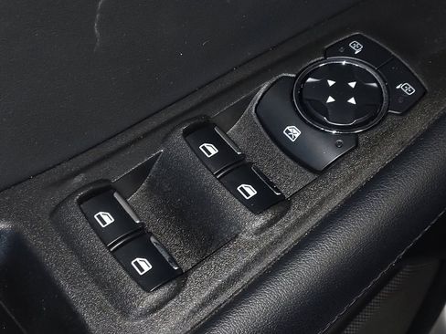 Used 2024 Ford Edge SEL image 27