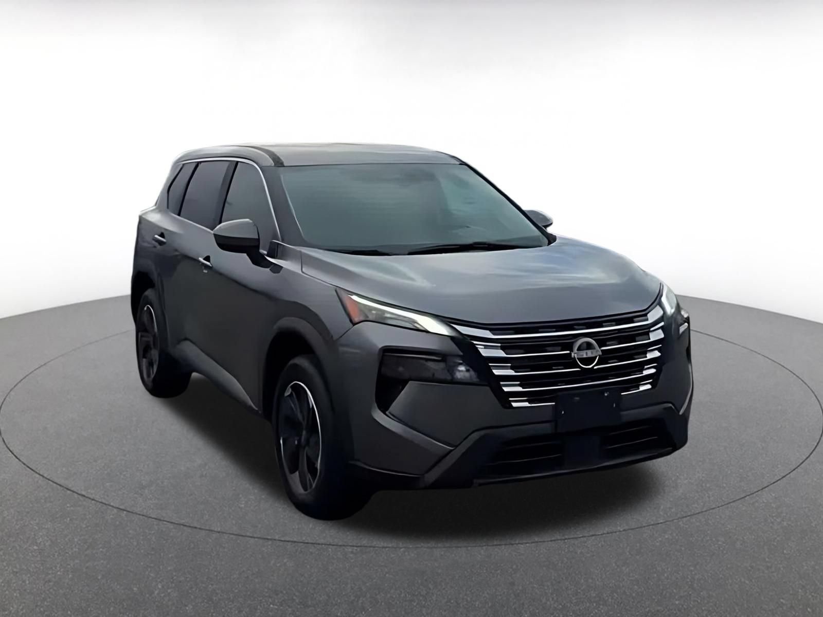 Used 2025 Nissan Rogue SV AWD/4WD image 3