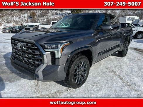 Used 2025 Toyota Tundra Platinum image 1