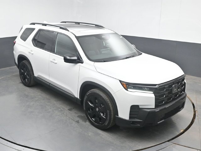 New 2026 Honda Pilot Black Edition image 13