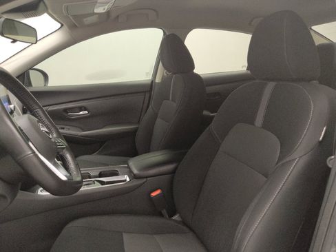 Used 2025 Nissan Sentra SV w/ All-Weather Package FWD image 17
