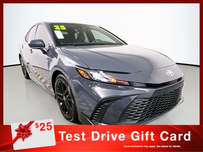 Used 2025 Toyota Camry SE