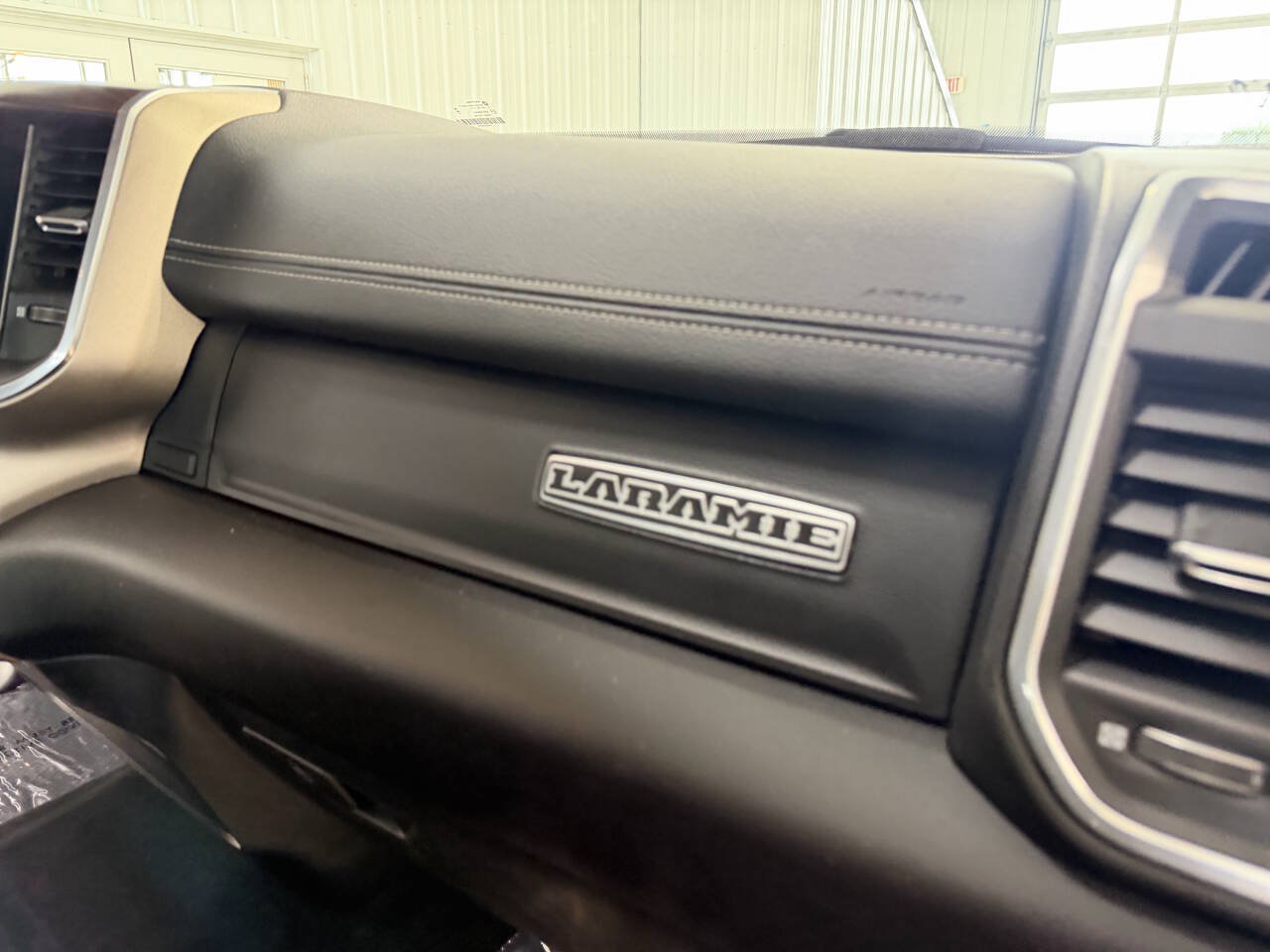 Used 2024 RAM 2500 Laramie w/ Safety Group AWD/4WD image 24