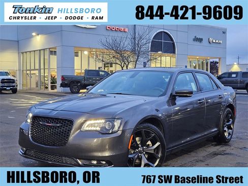 Used 2023 Chrysler 300 S image 1