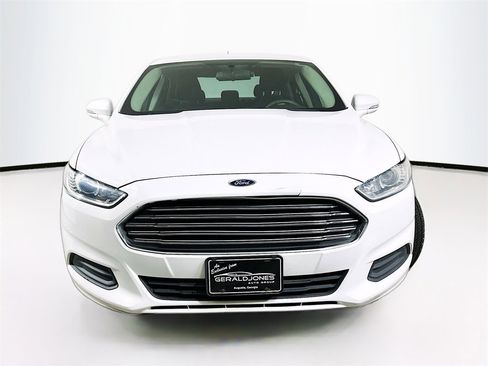 Used 2014 Ford Fusion SE image 5