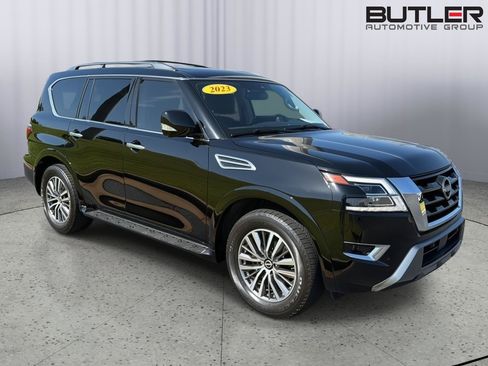 Used 2023 Nissan Armada SL w/ Captain's Chairs Package AWD/4WD image 8