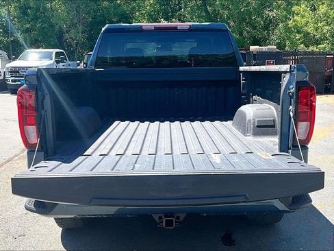 Used 2024 GMC Sierra 1500 Pro w/ Graphite Edition AWD/4WD image 29
