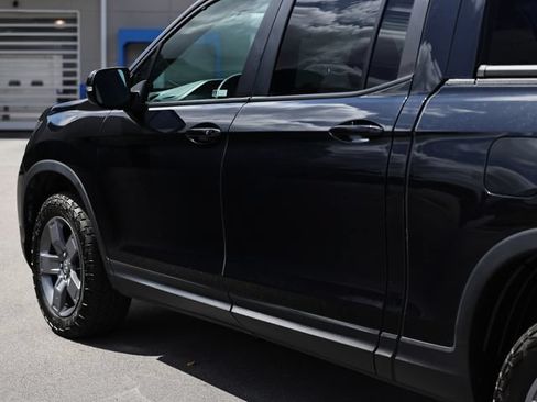 Used 2024 Honda Ridgeline TrailSport image 7