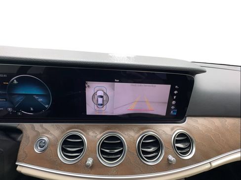 Used 2023 Mercedes-Benz E 350 4MATIC Sedan image 47