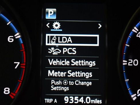 Used 2017 Toyota RAV4 XLE FWD image 46