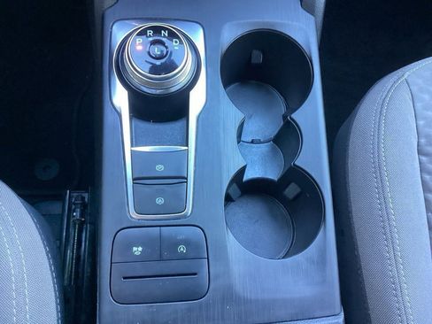 Used 2020 Ford Escape SE image 54