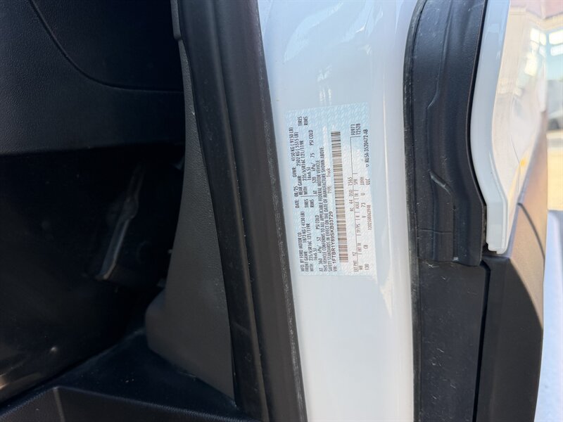 Used 2025 Ford Transit 250 Low Roof w/ Exterior Upgrade Package RWD image 19