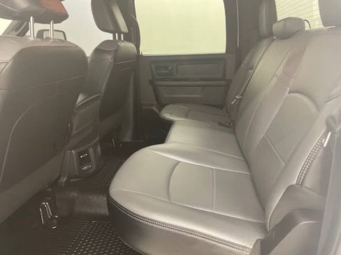 Used 2023 RAM 2500 Tradesman w/ Chrome Appearance Group AWD/4WD image 19