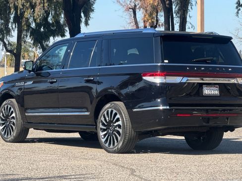 Used 2022 Lincoln Navigator L Black Label image 6