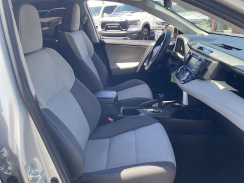 Used 2015 Toyota RAV4 XLE FWD image 11