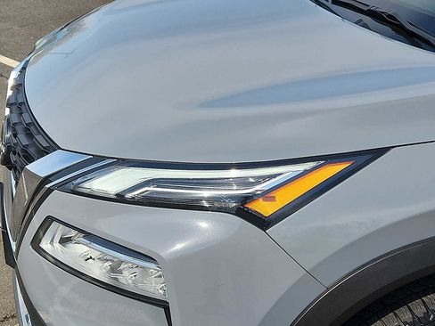 Used 2023 Nissan Rogue Platinum w/ Platinum Premium Package image 9